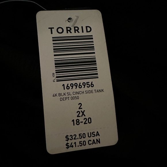 NWT- Torrid Size: 2 ~ Textured Knit, Dbl Scoop, Ruched Front, Side Cinched Tank - Picture 6 of 6